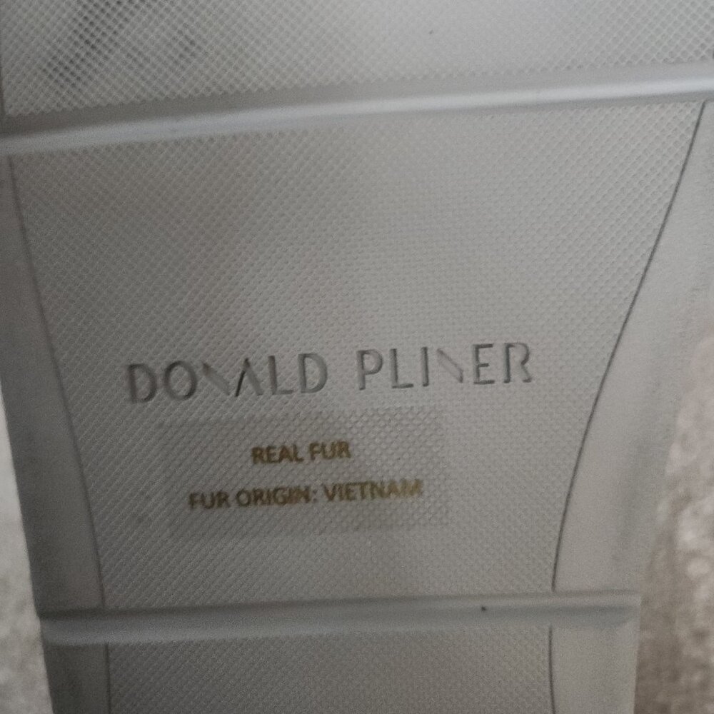 Donald J. Pilner Real Fur Suede Boots - Size 10 - Picture 3 of 6